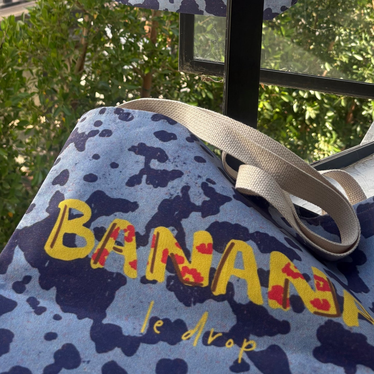 LA BANANE TOTE